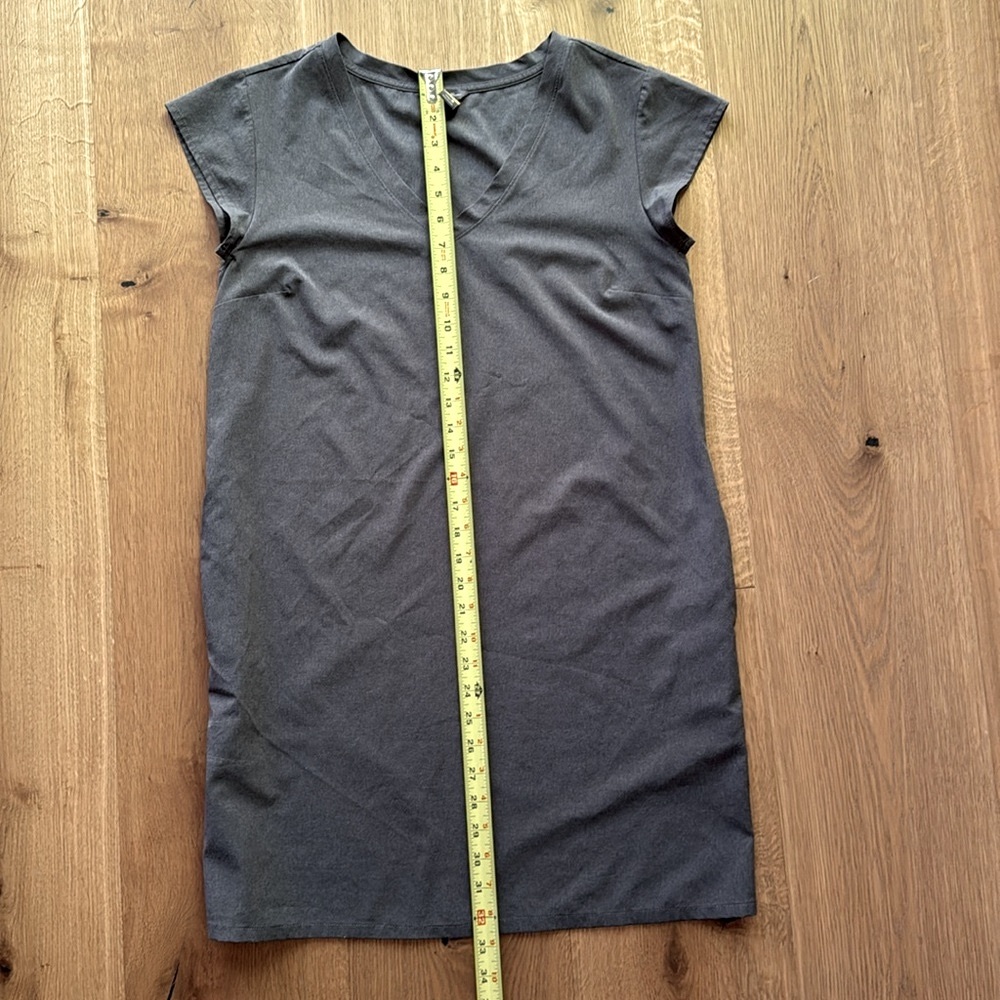 Eddie Bauer - Departure V-Neck Dress - Picture 14 of 15